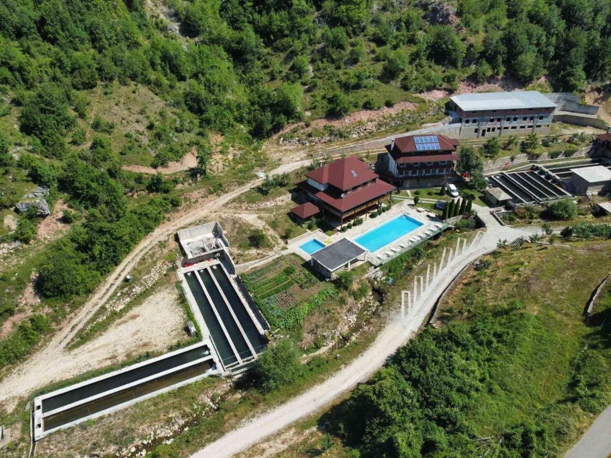 Etno Selo Vrelo & Camping Berane Exterior foto