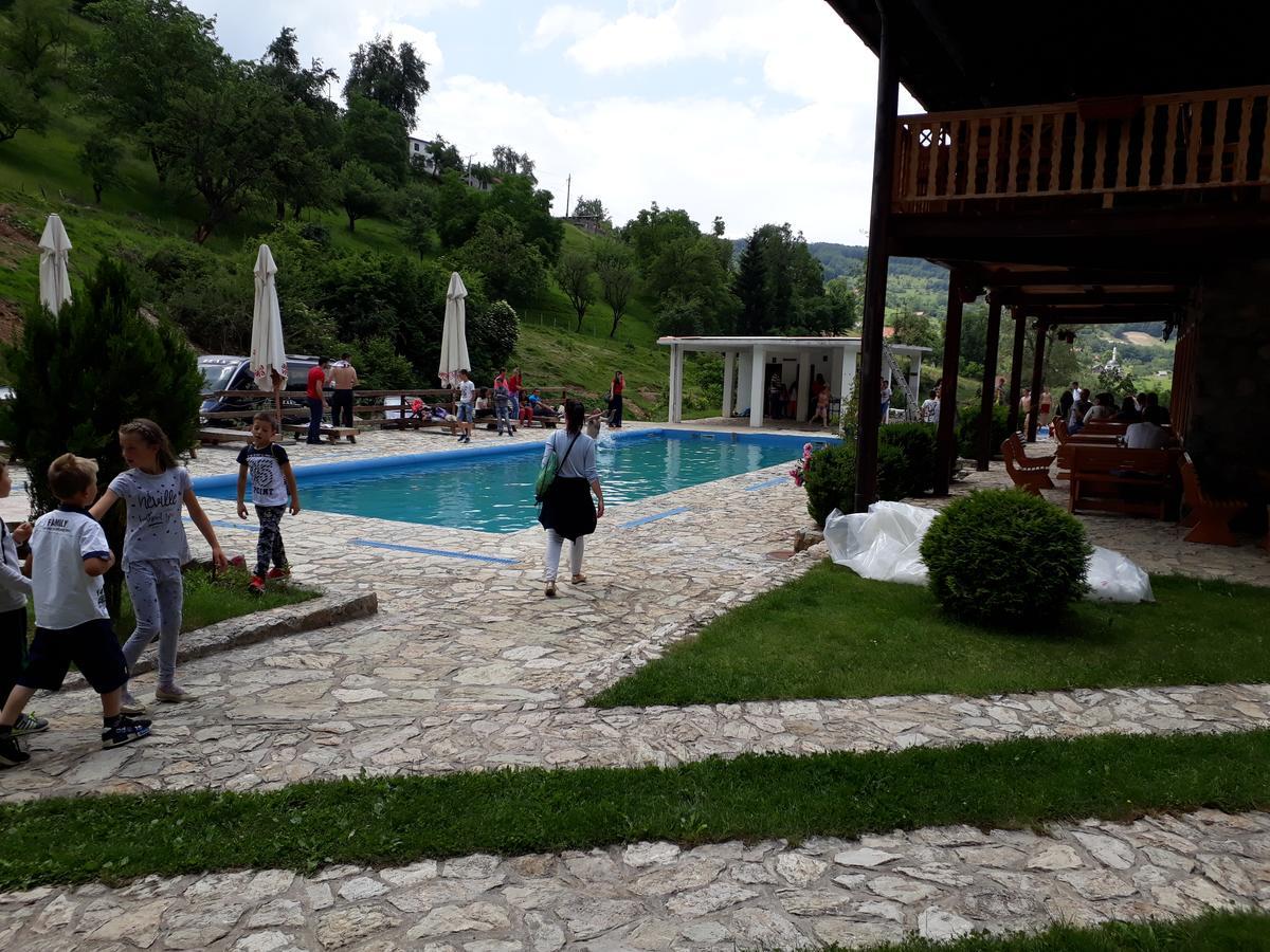 Etno Selo Vrelo & Camping Berane Exterior foto